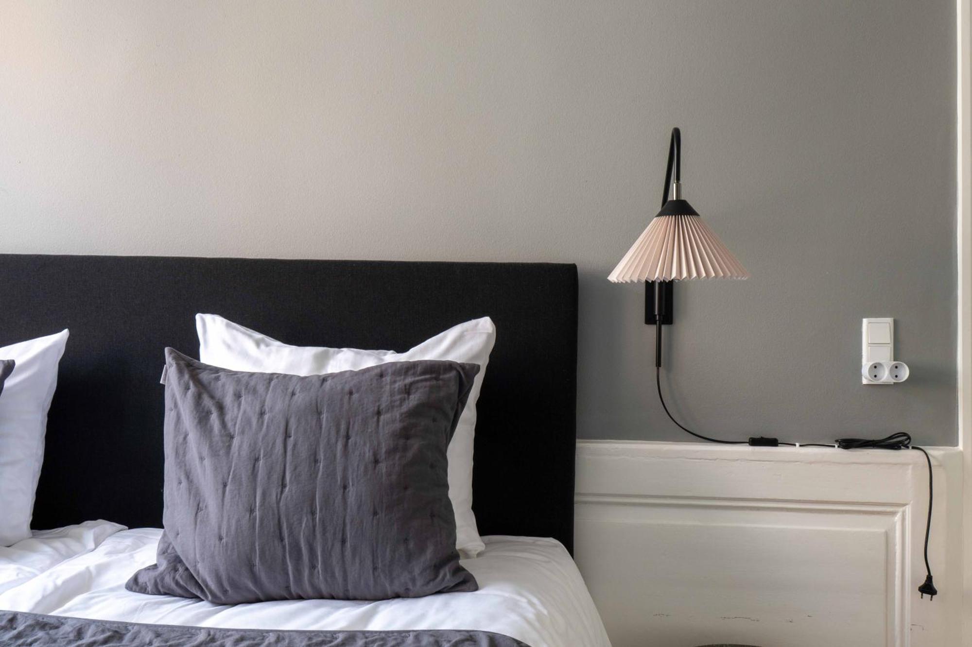 Big 4 Bedroom Apartment With Bathtub By Cph City Hall Square Copenhagen Exterior photo