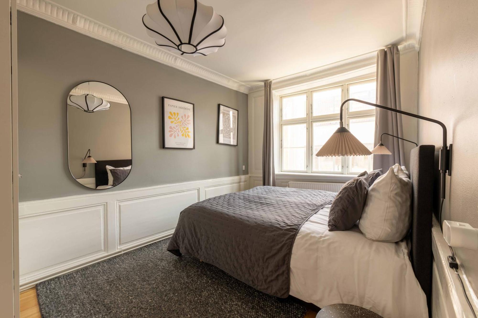 Big 4 Bedroom Apartment With Bathtub By Cph City Hall Square Copenhagen Exterior photo