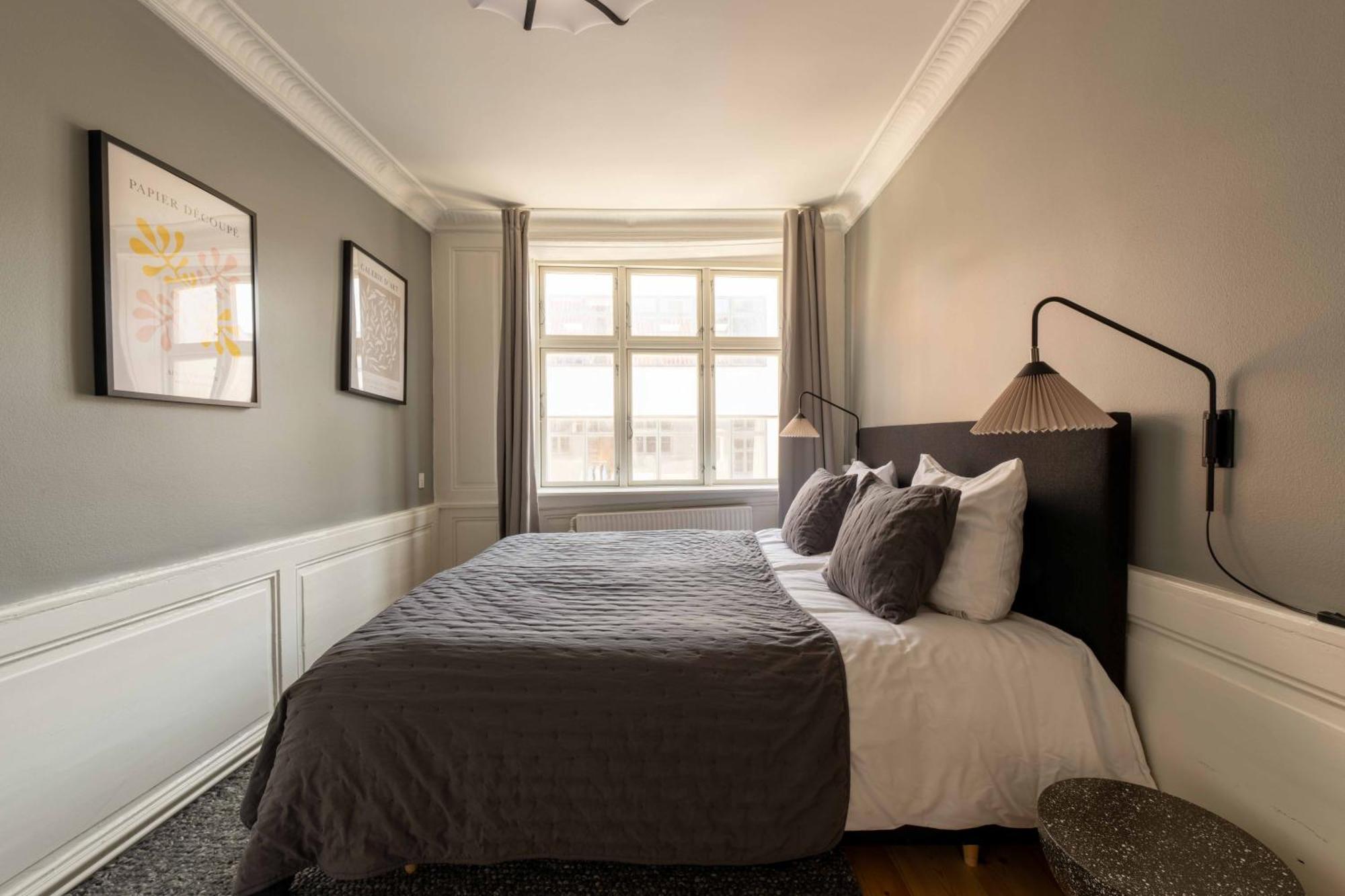 Big 4 Bedroom Apartment With Bathtub By Cph City Hall Square Copenhagen Exterior photo